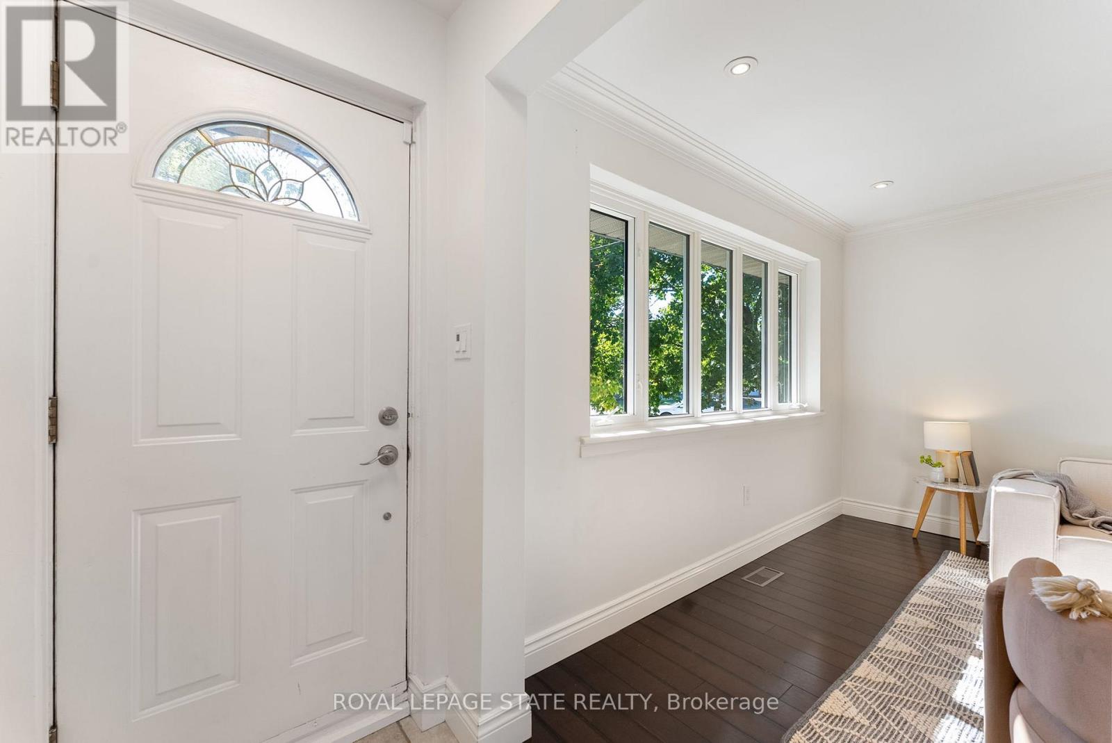 103 Wise Crescent, Hamilton, Ontario  L8T 2L7 - Photo 6 - X12474017