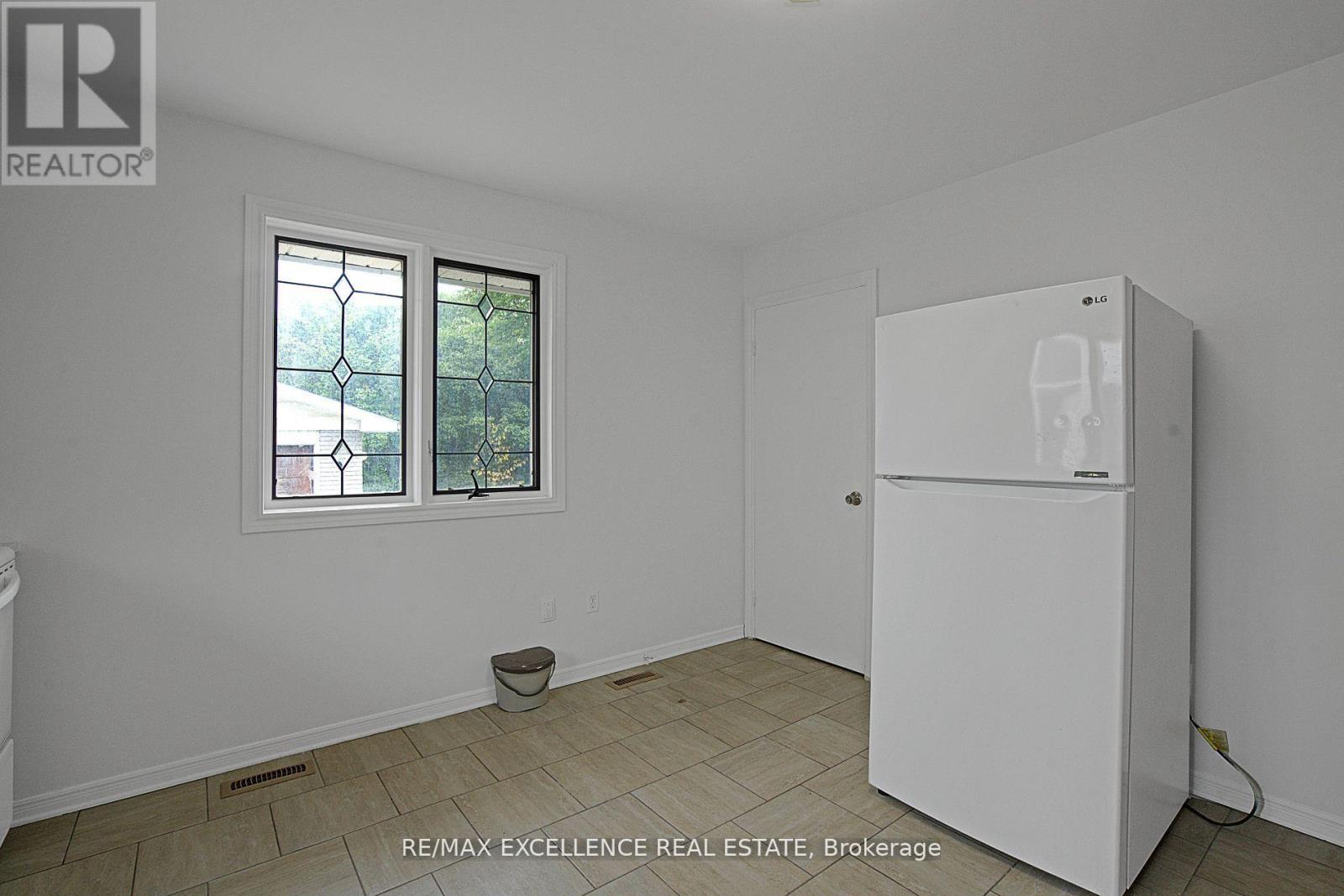 1595 Borden Street, London East, Ontario  N5W 2P9 - Photo 22 - X12474025