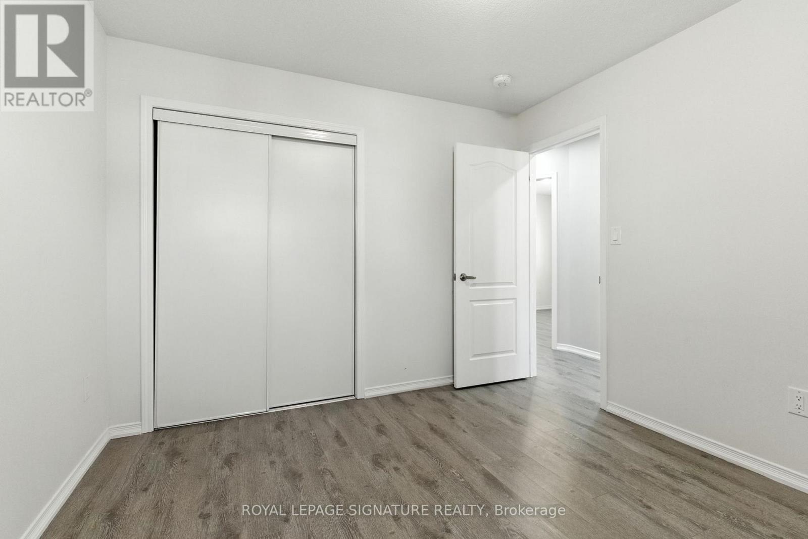 16 Froggy Drive, Thorold, Ontario  L3B 0G9 - Photo 13 - X12474043