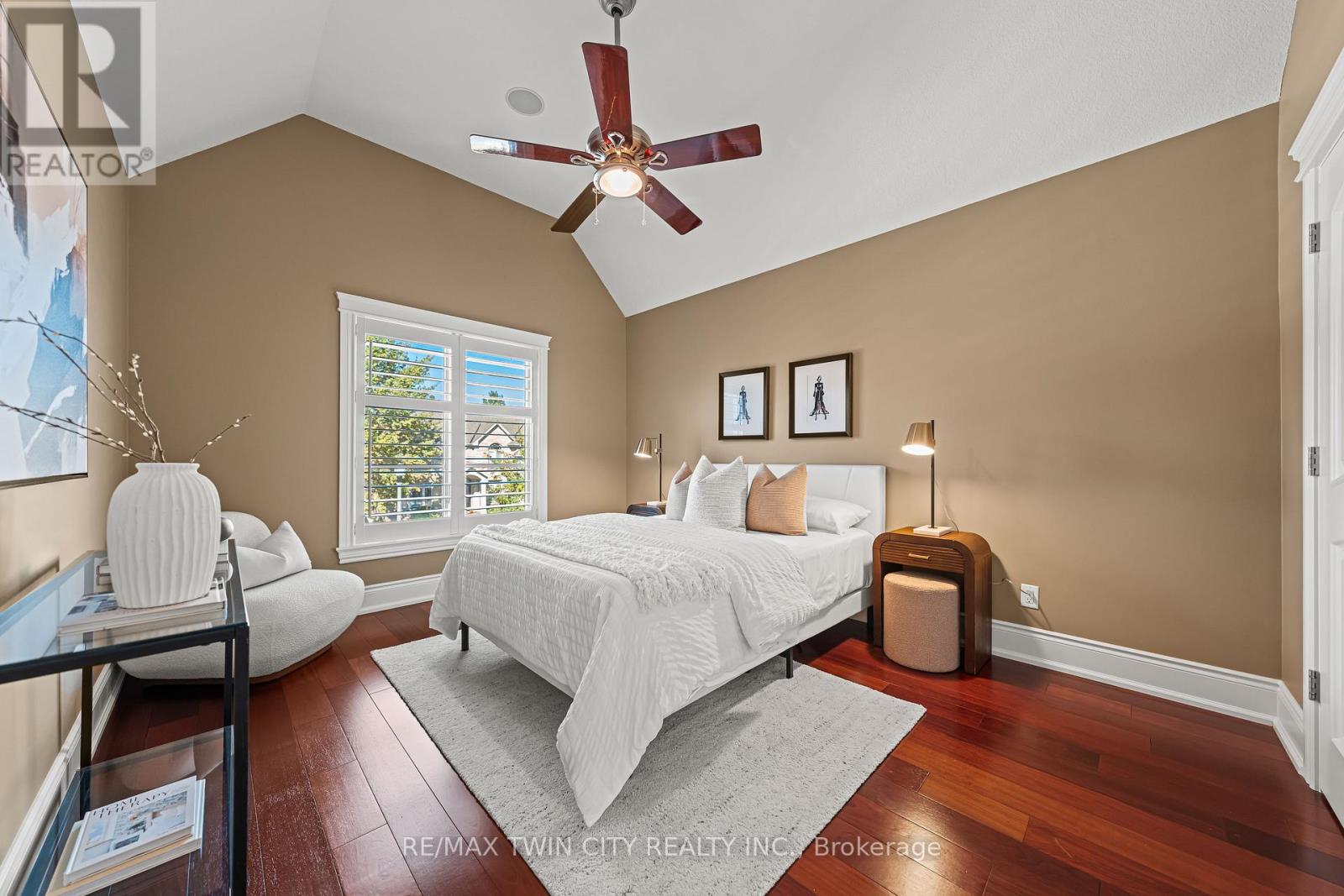 541 Falconridge Crescent, Kitchener, Ontario  N2K 4J2 - Photo 34 - X12474044