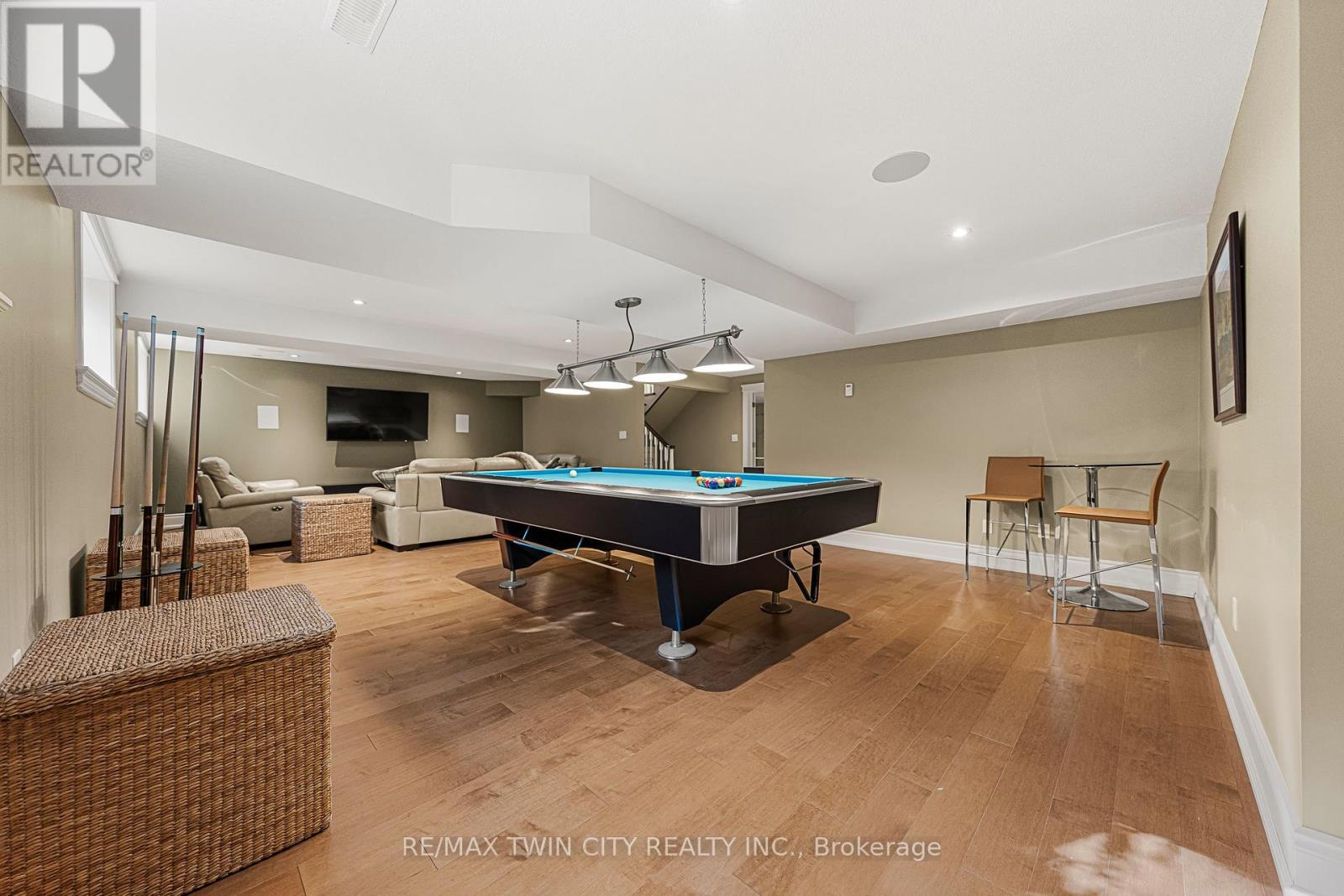 541 Falconridge Crescent, Kitchener, Ontario  N2K 4J2 - Photo 41 - X12474044