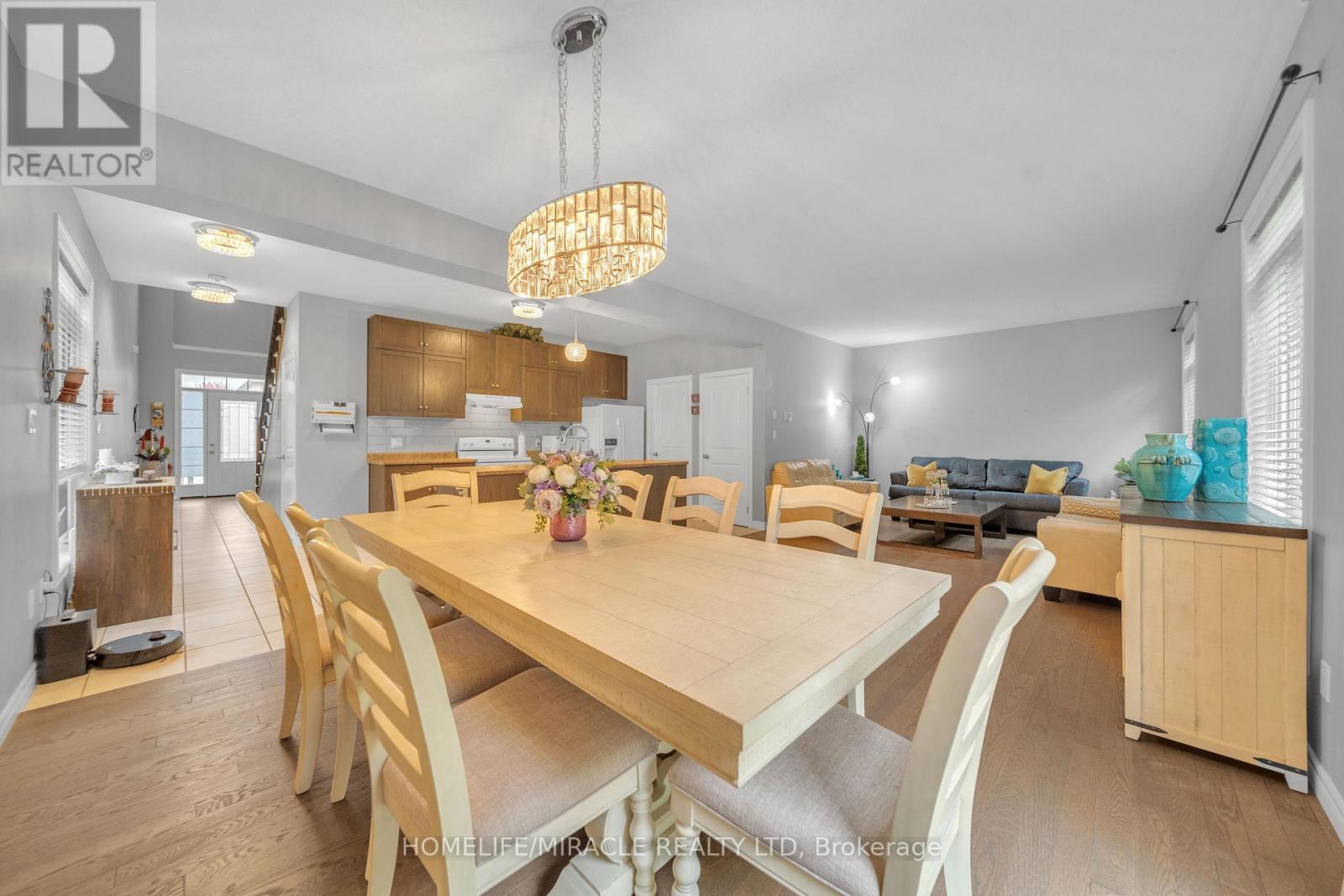 79 Elmbank Trail, Kitchener, Ontario  N2R 0H1 - Photo 10 - X12474053