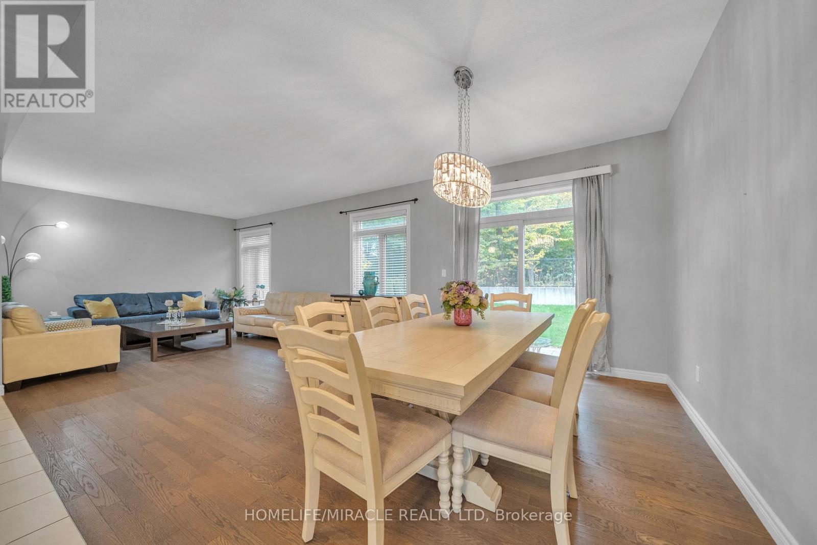 79 Elmbank Trail, Kitchener, Ontario  N2R 0H1 - Photo 12 - X12474053