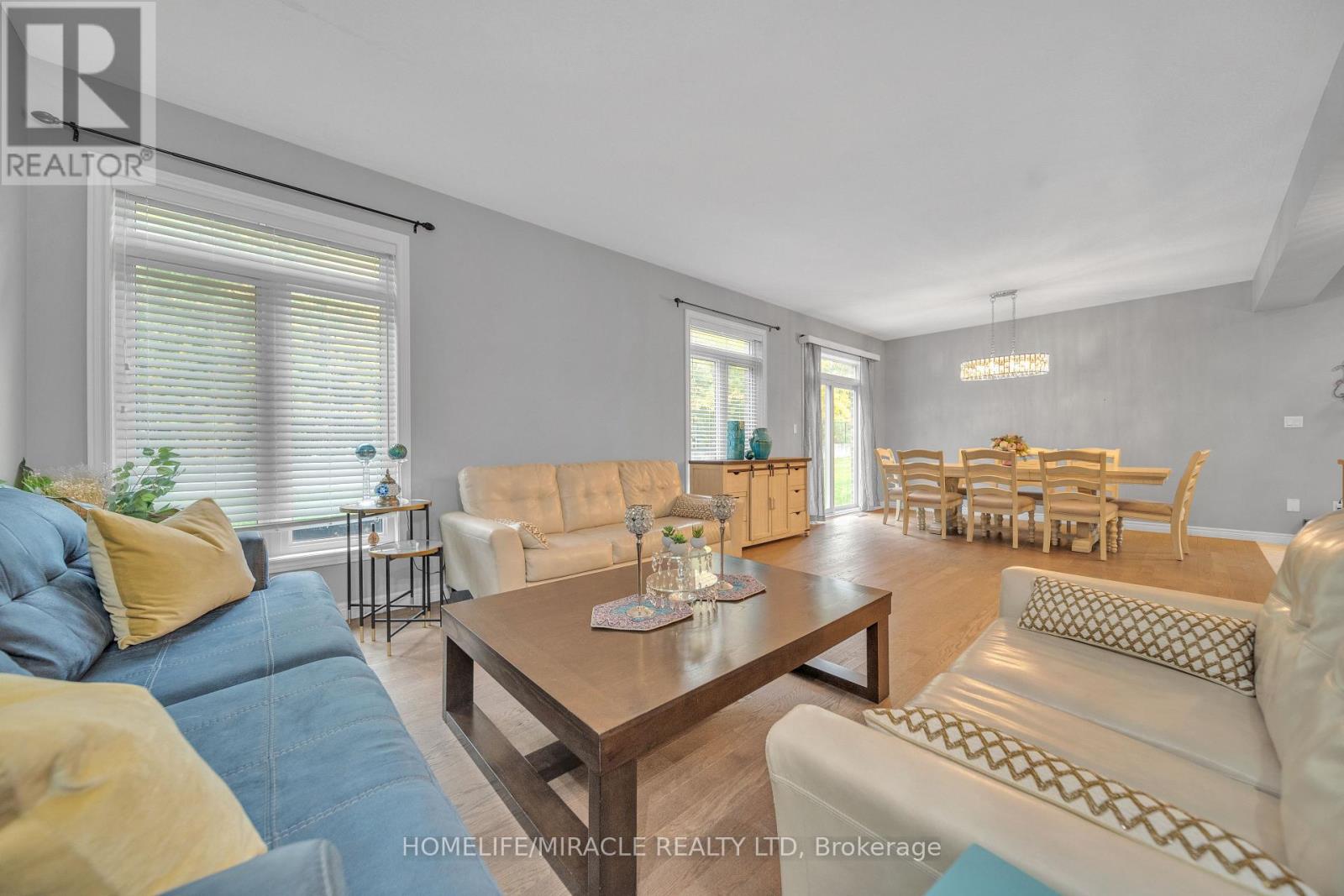 79 Elmbank Trail, Kitchener, Ontario  N2R 0H1 - Photo 13 - X12474053