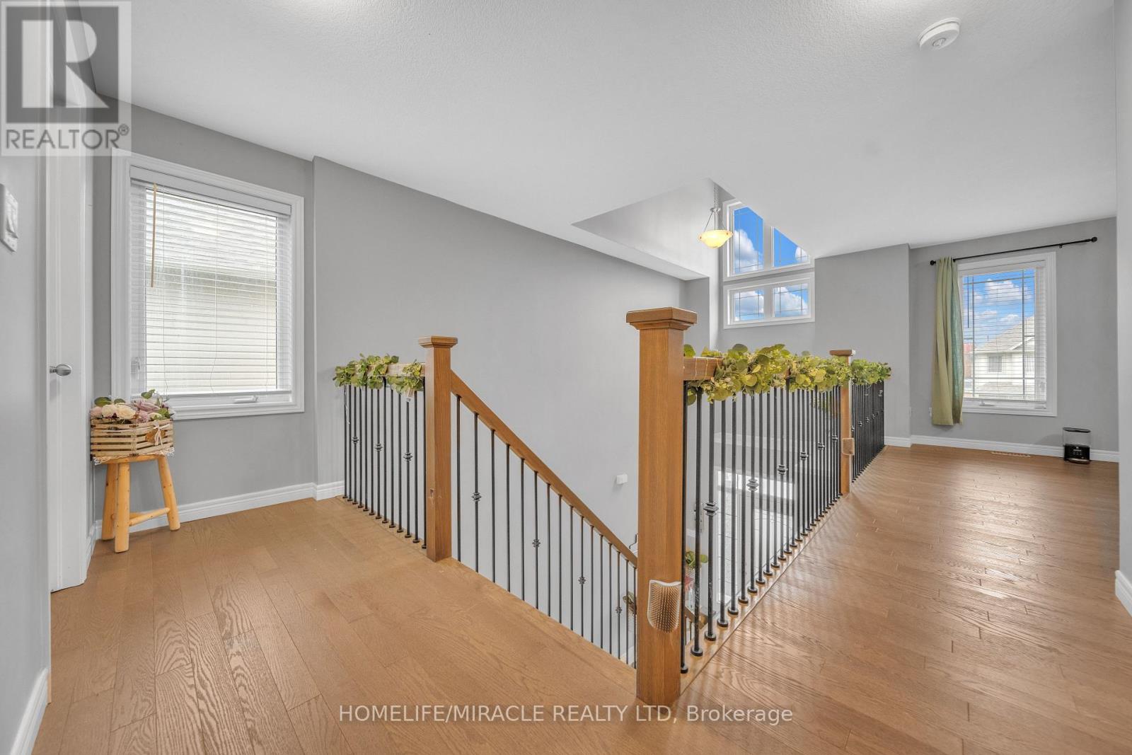 79 Elmbank Trail, Kitchener, Ontario  N2R 0H1 - Photo 23 - X12474053