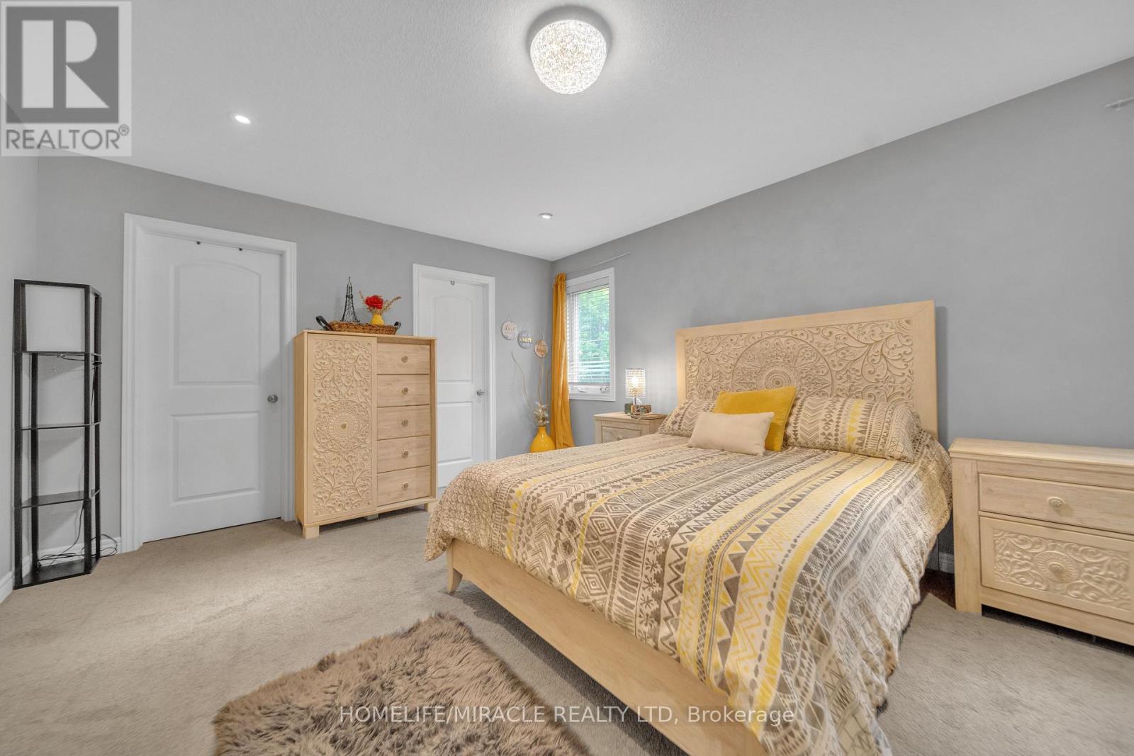 79 Elmbank Trail, Kitchener, Ontario  N2R 0H1 - Photo 27 - X12474053