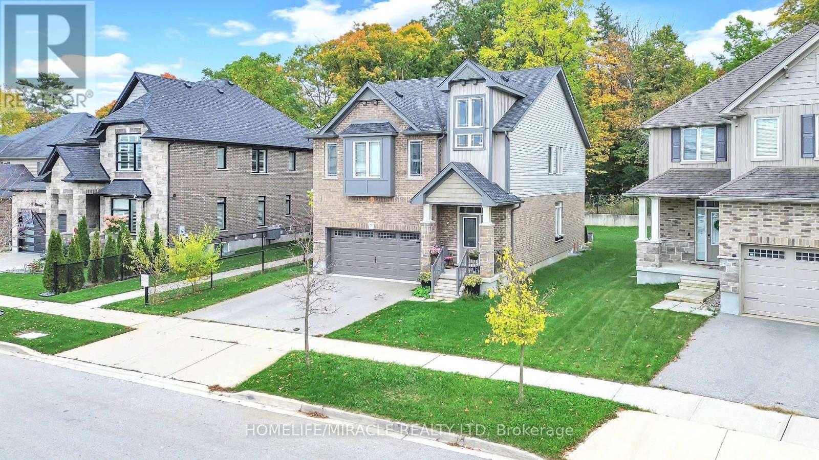 79 Elmbank Trail, Kitchener, Ontario  N2R 0H1 - Photo 3 - X12474053