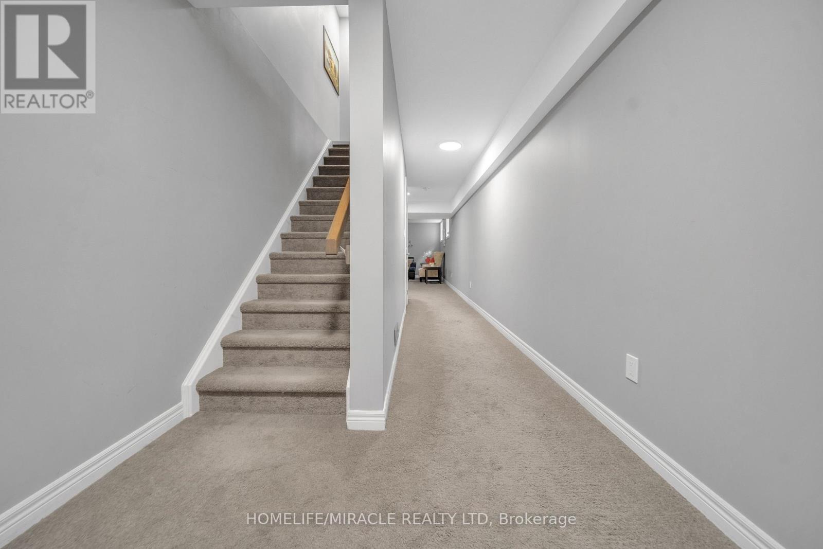79 Elmbank Trail, Kitchener, Ontario  N2R 0H1 - Photo 35 - X12474053