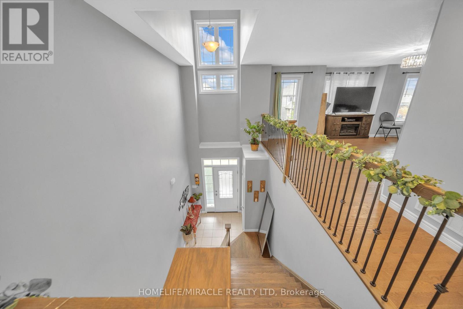79 Elmbank Trail, Kitchener, Ontario  N2R 0H1 - Photo 9 - X12474053