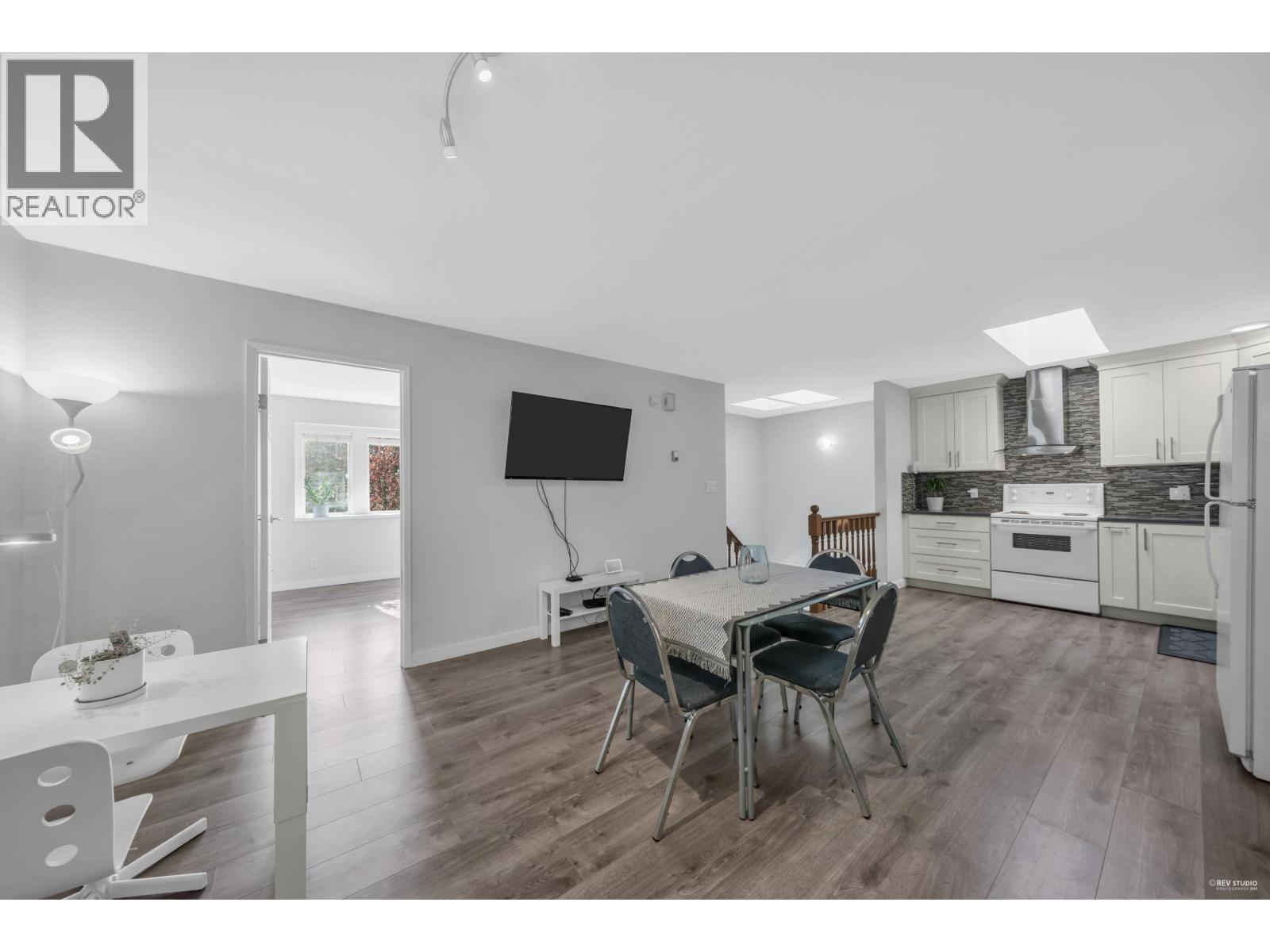 3529 Napier Street, Vancouver, British Columbia  V5K 2X8 - Photo 13 - R3060472