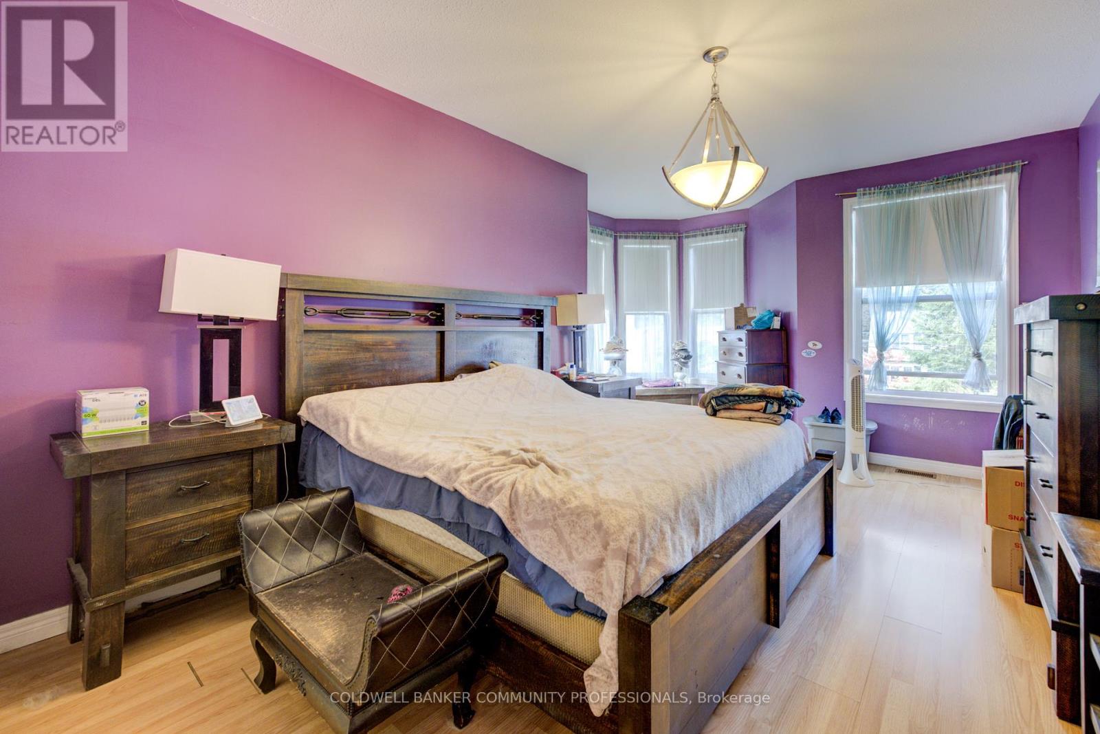 7 Robinson Street S, Grimsby, Ontario  L3M 3C5 - Photo 24 - X12462874