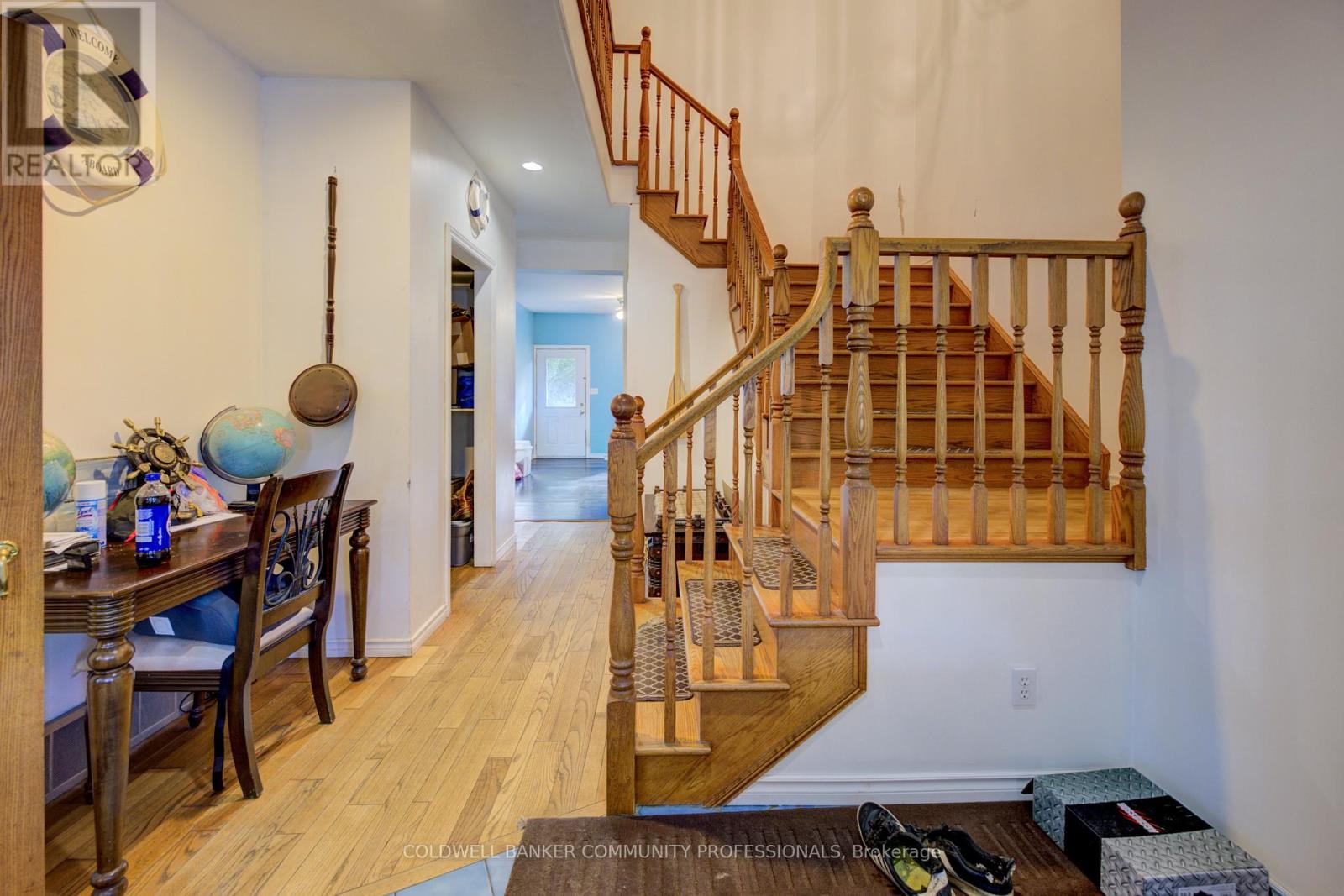 7 Robinson Street S, Grimsby, Ontario  L3M 3C5 - Photo 14 - X12462874