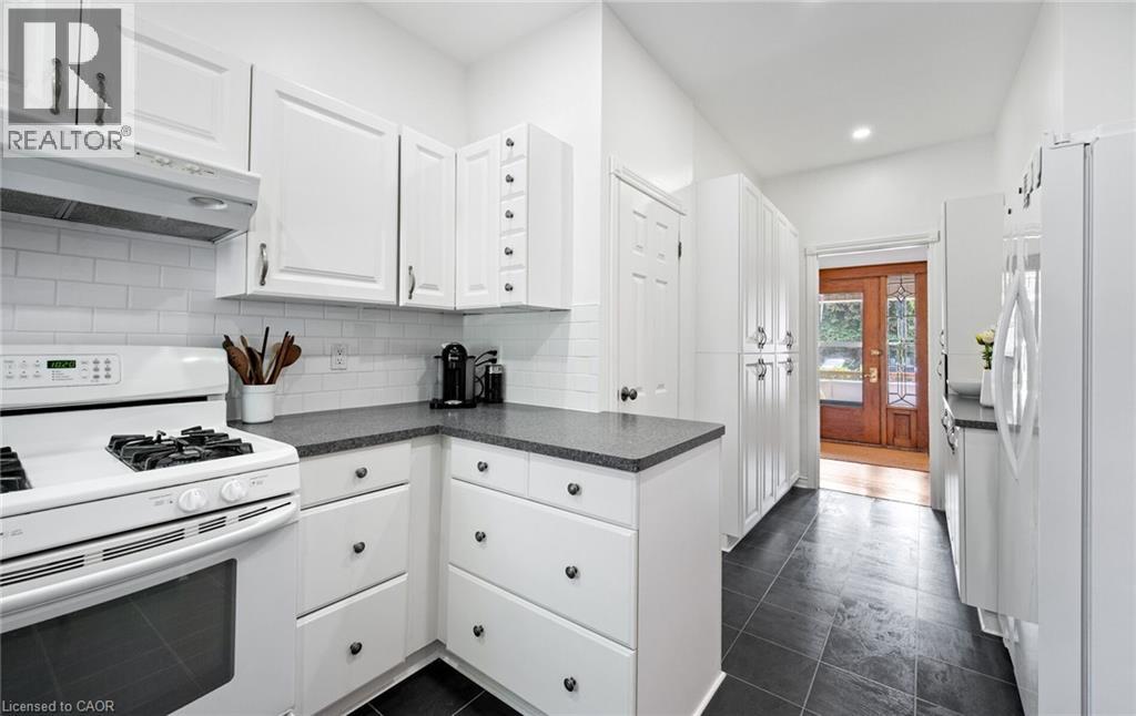 124 Eastbourne Avenue, Hamilton, Ontario  L8M 2M8 - Photo 14 - 40755218