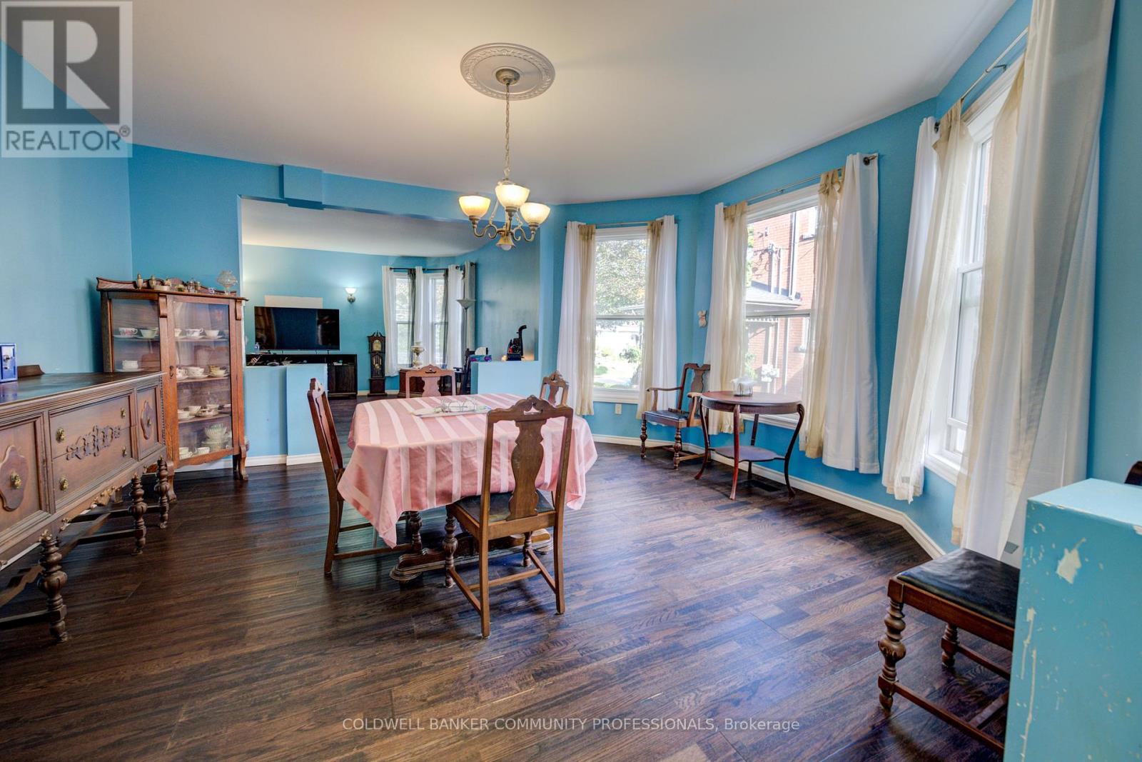 7 Robinson Street S, Grimsby, Ontario  L3M 3C5 - Photo 12 - X12462874