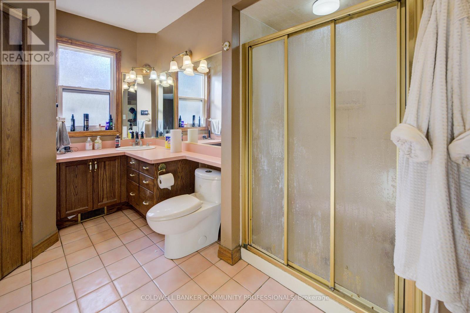 7 Robinson Street S, Grimsby, Ontario  L3M 3C5 - Photo 30 - X12462874