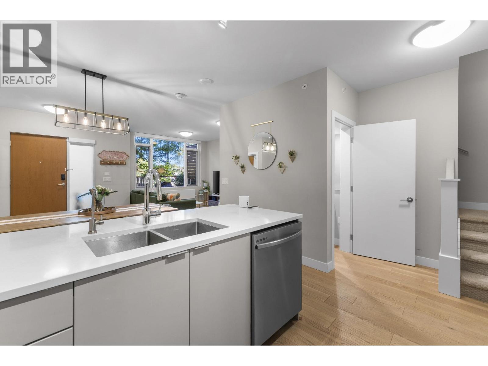 111 8761 University Crescent, Burnaby, British Columbia  V5A 0G3 - Photo 16 - R3060031