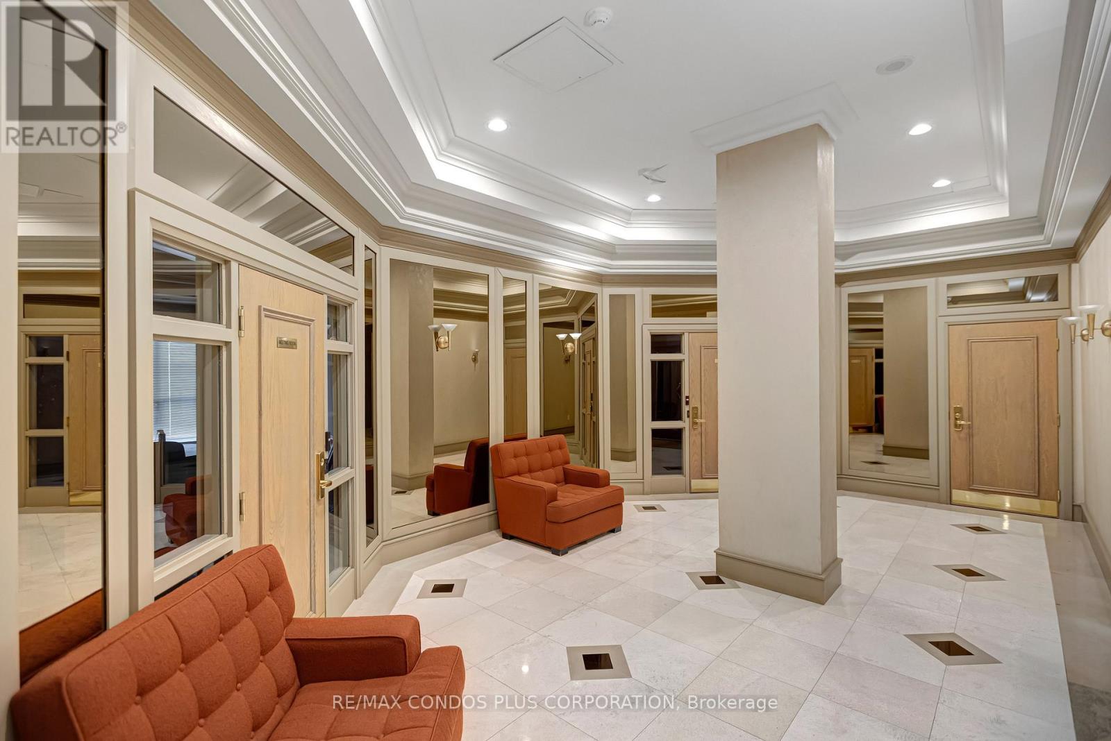 903 - 909 Bay Street, Toronto, Ontario  M5S 3G2 - Photo 28 - C12474093