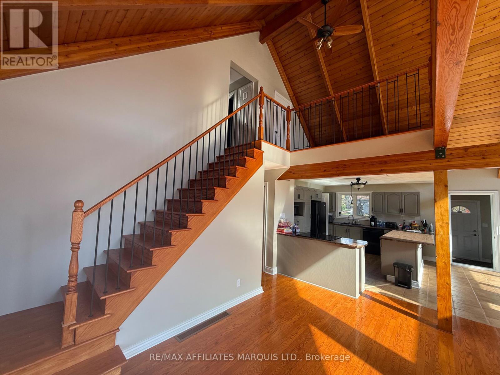 16855 County Rd 18 Road, South Stormont, Ontario  K0C 2A0 - Photo 11 - X12474154