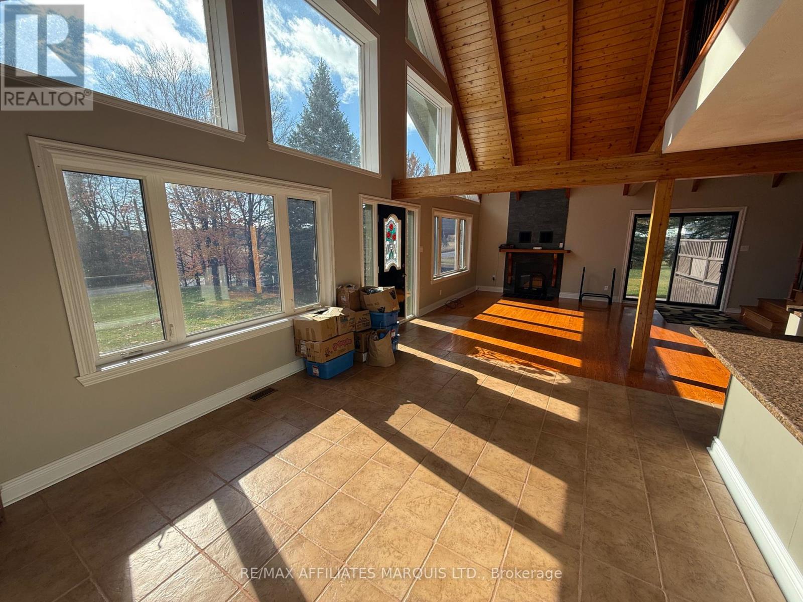 16855 County Rd 18 Road, South Stormont, Ontario  K0C 2A0 - Photo 3 - X12474154