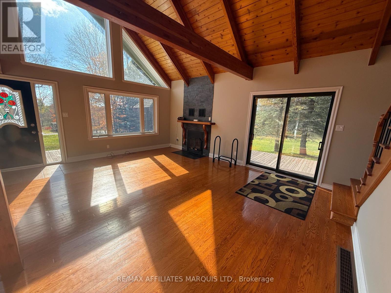 16855 County Rd 18 Road, South Stormont, Ontario  K0C 2A0 - Photo 6 - X12474154