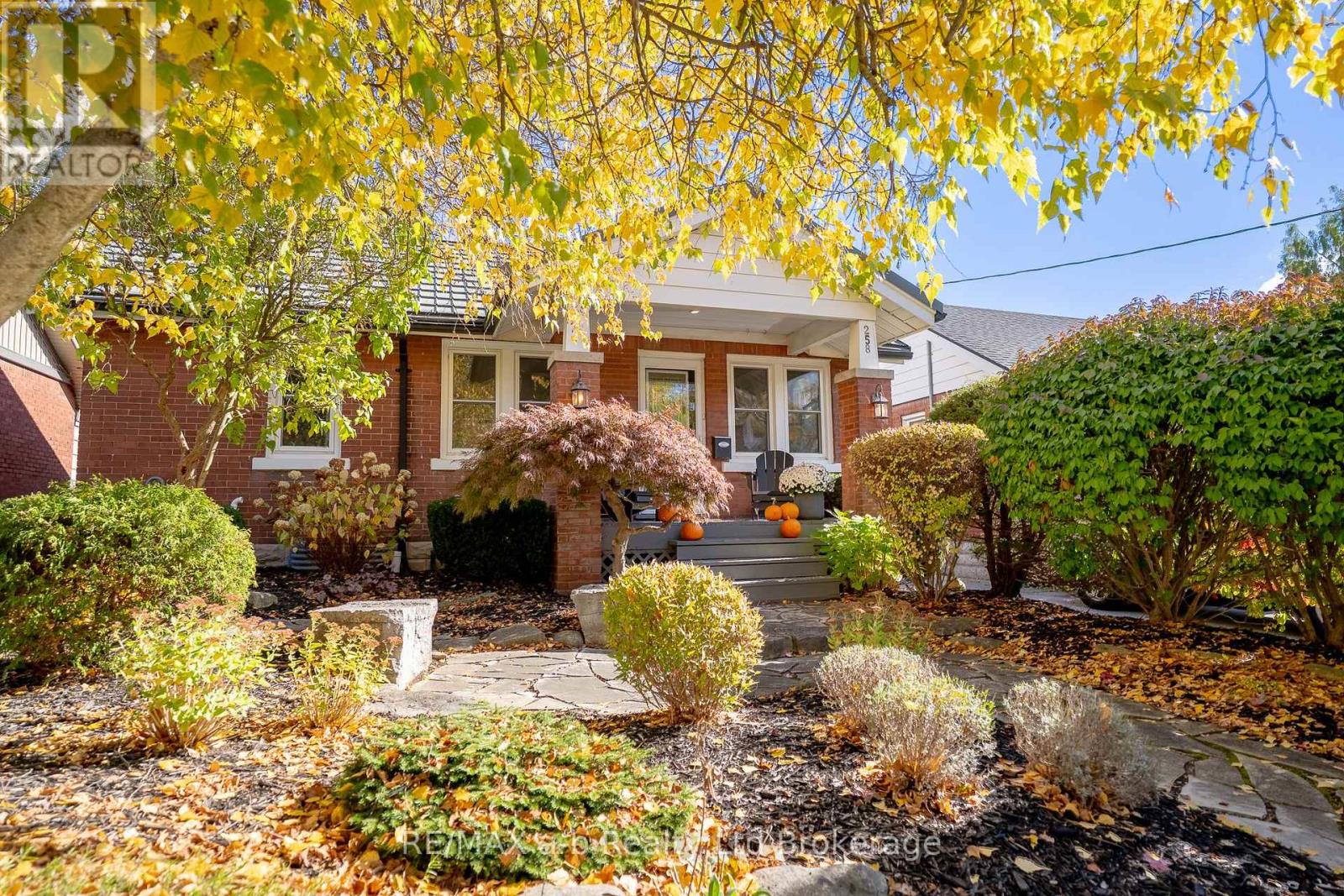 258 Graham Street, Woodstock, Ontario  N4S 6K7 - Photo 2 - X12474134