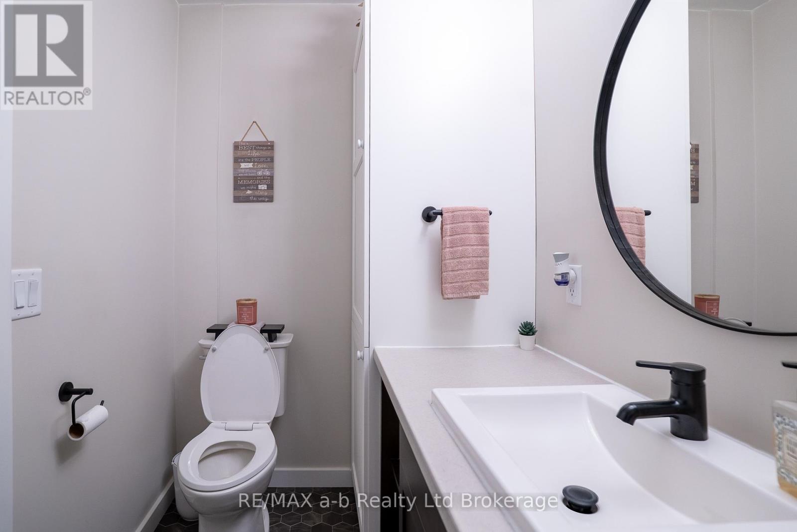 258 Graham Street, Woodstock, Ontario  N4S 6K7 - Photo 20 - X12474134