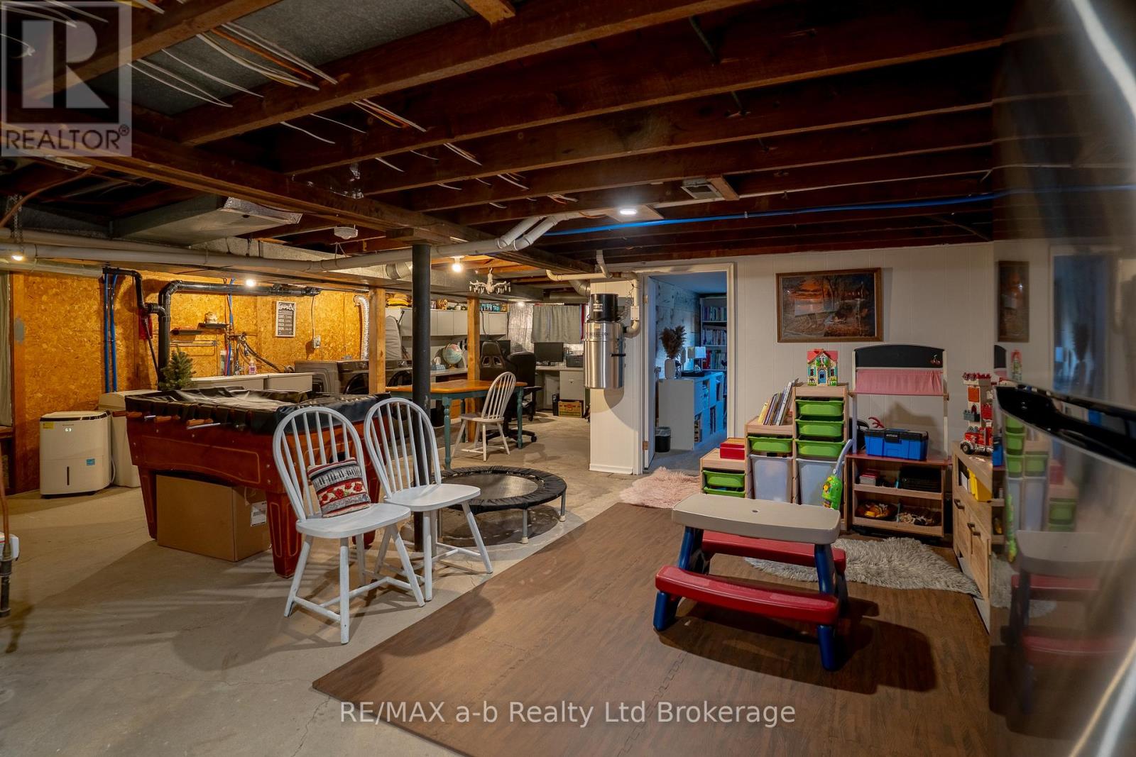 258 Graham Street, Woodstock, Ontario  N4S 6K7 - Photo 22 - X12474134