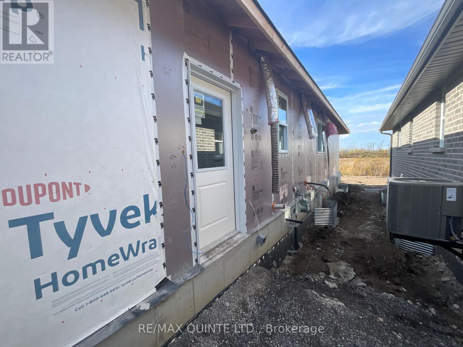 87 Hastings Park Drive, Belleville, Ontario  K8P 0J1 - Photo 3 - X12356617