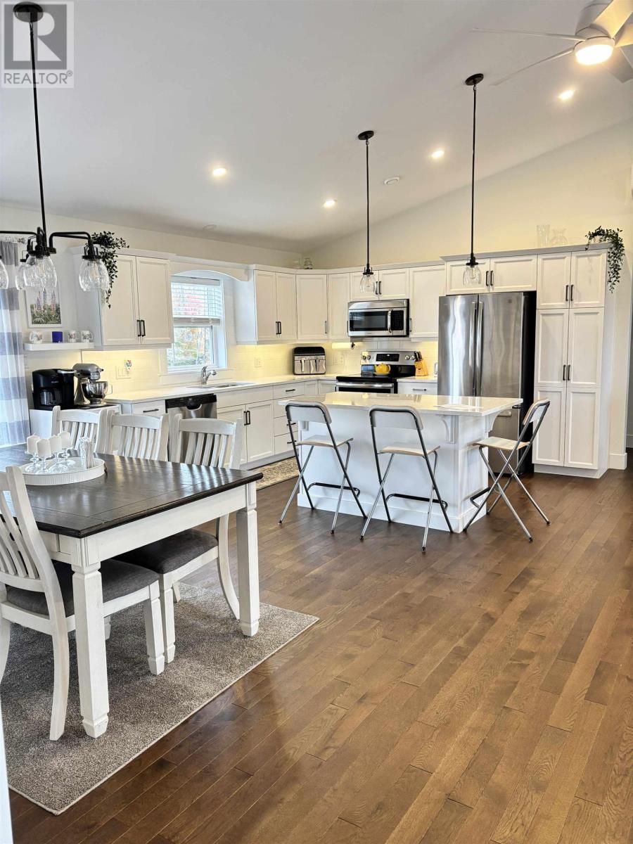 185 Essex Crescent, Charlottetown, Prince Edward Island  C1E 0G5 - Photo 13 - 202514420