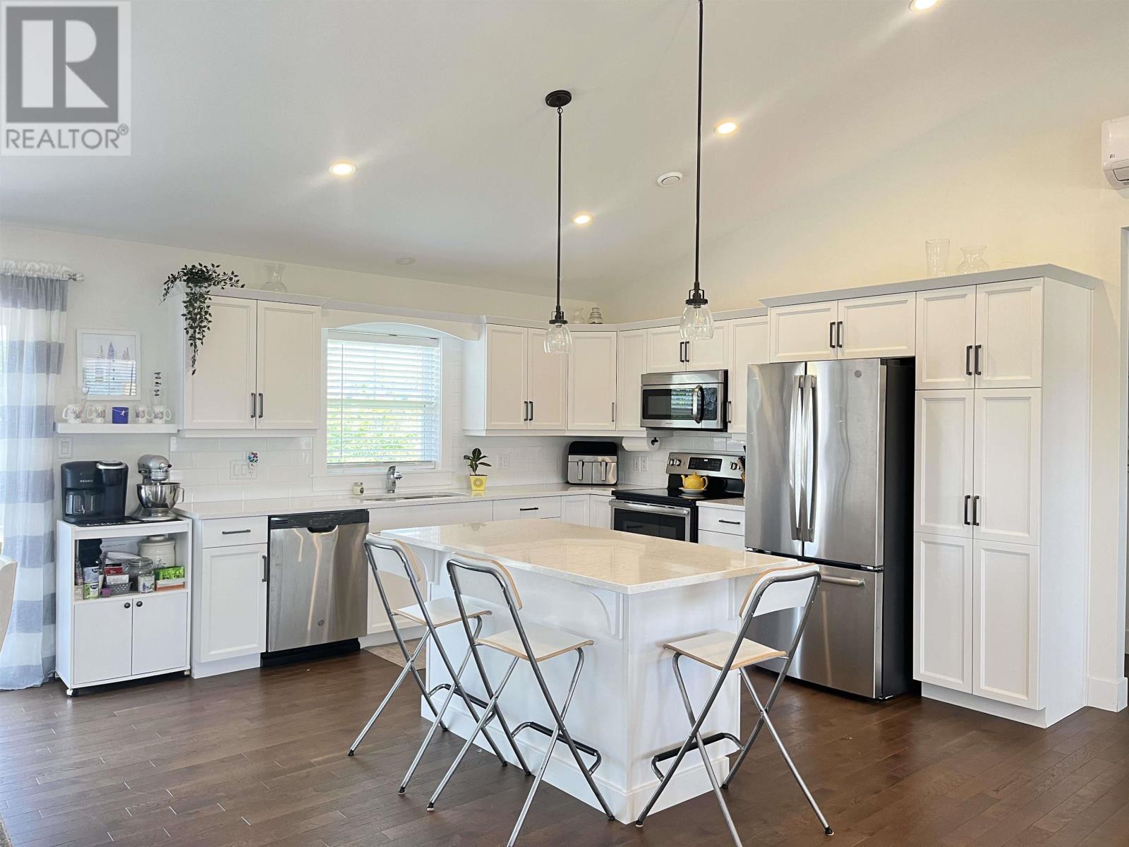 185 Essex Crescent, Charlottetown, Prince Edward Island  C1E 0G5 - Photo 12 - 202514420