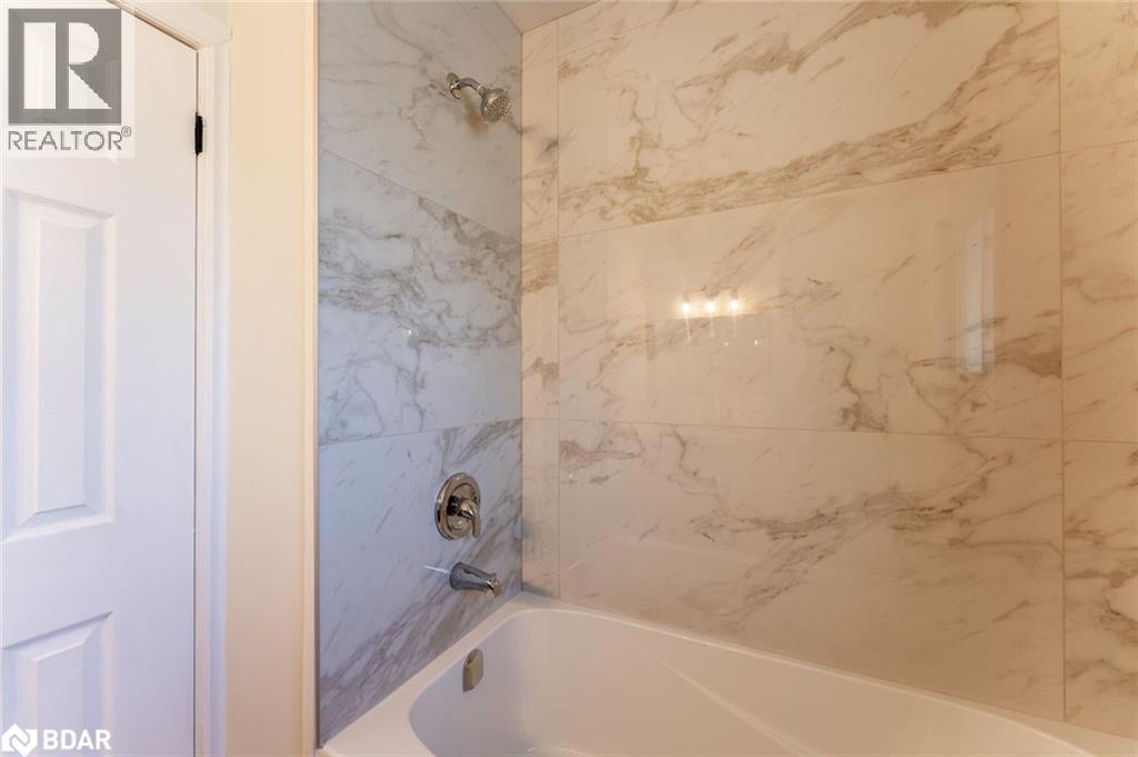 262 Duckworth Street, Barrie, Ontario  L4M 3X2 - Photo 16 - 40778800