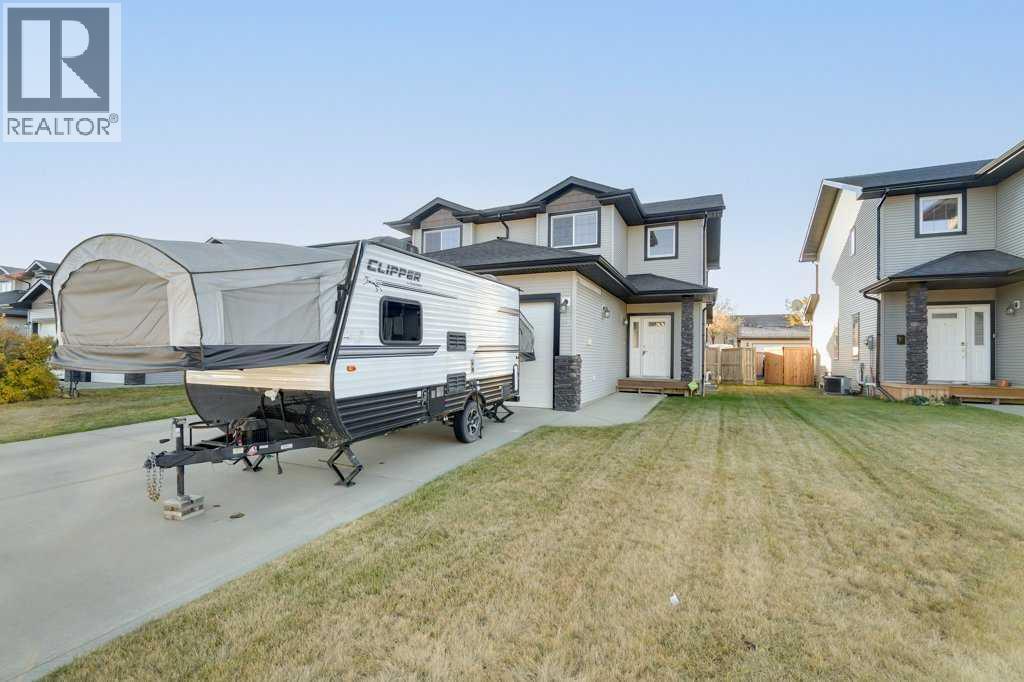 21 Piper Close, Blackfalds, Alberta  T4M 0G5 - Photo 1 - A2265593