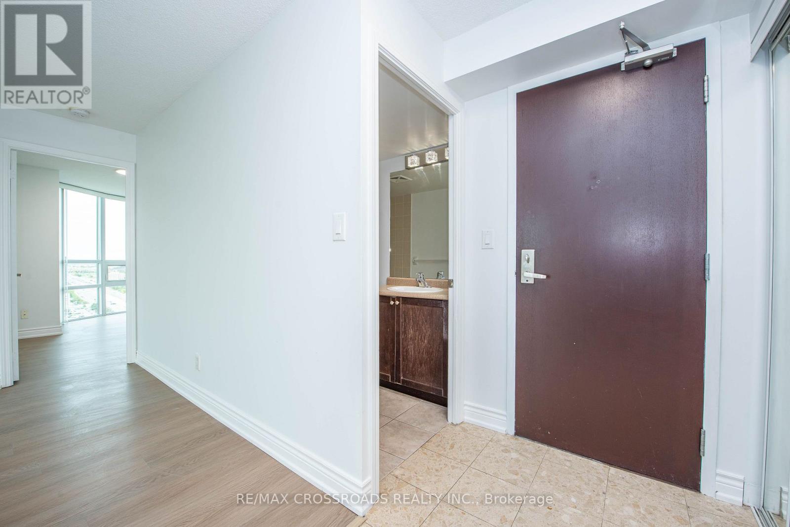 2708 - 208 Enfield Place, Mississauga, Ontario  L5B 0G8 - Photo 4 - W12460315