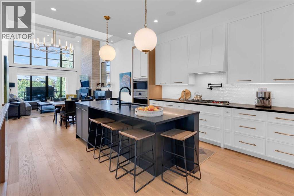Property at 103 Elveden Court SW image 1