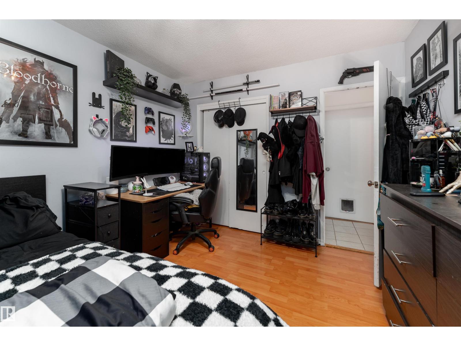 8207 169 St Nw, Edmonton, Alberta  T5R 2W4 - Photo 11 - E4462599