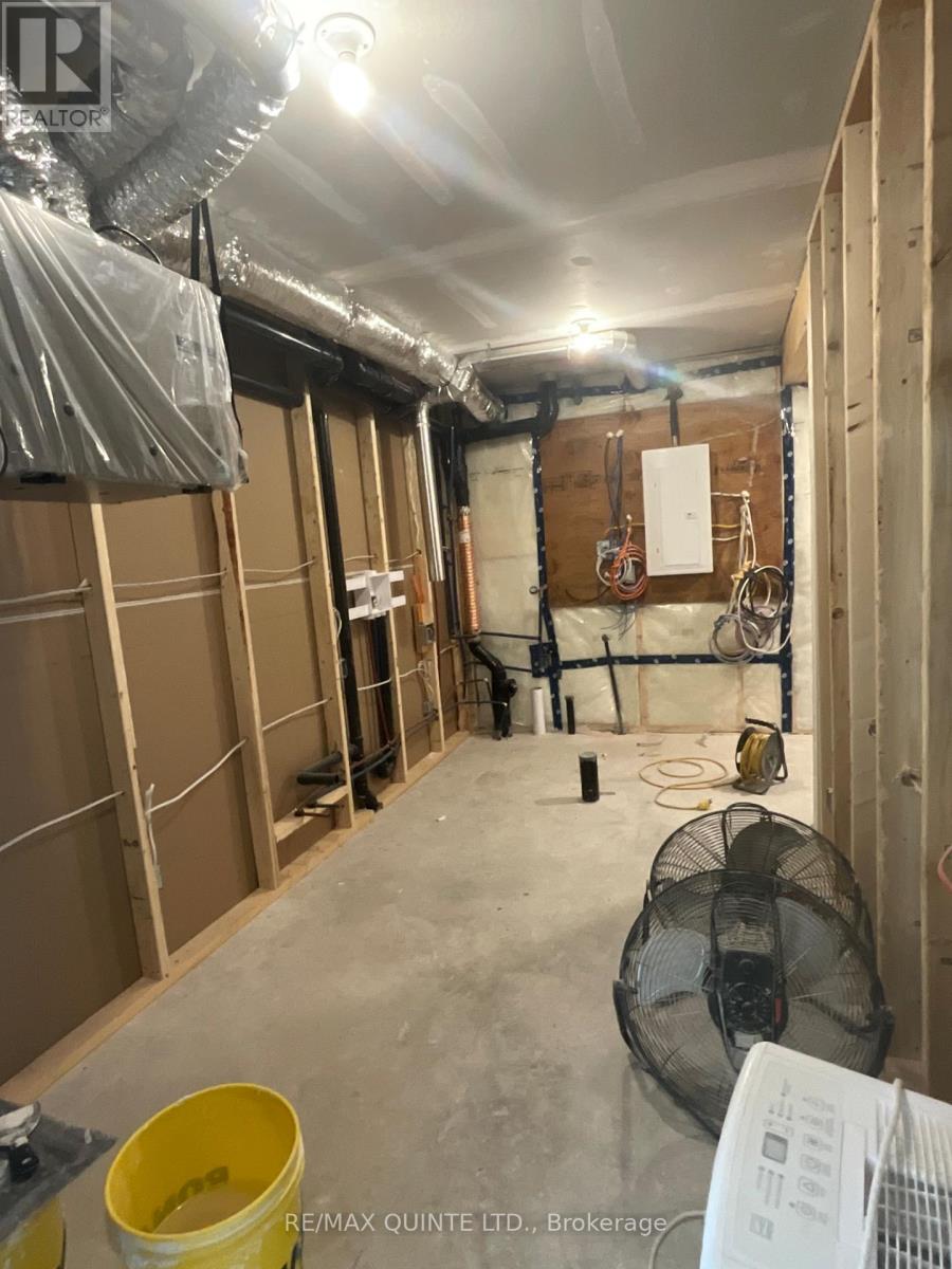 87 Hastings Park Drive, Belleville, Ontario  K8P 0J1 - Photo 19 - X12356617