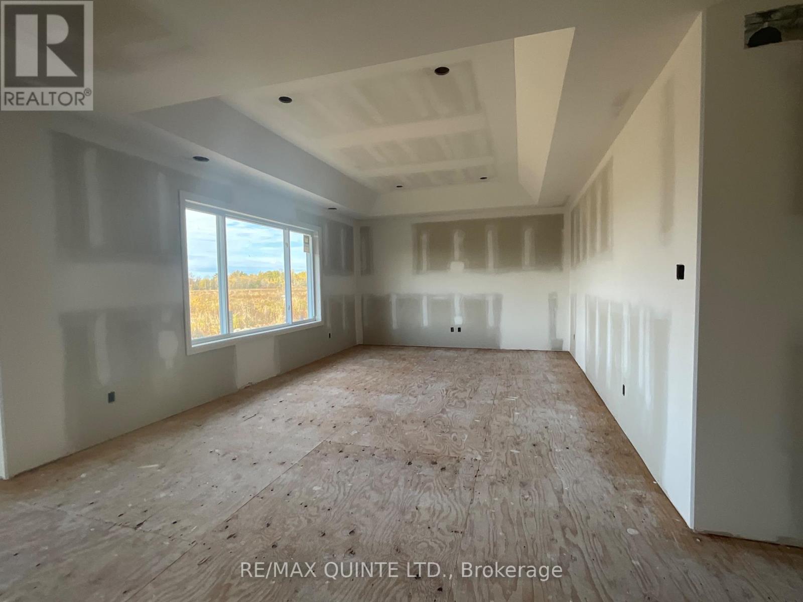 87 Hastings Park Drive, Belleville, Ontario  K8P 0J1 - Photo 11 - X12356617