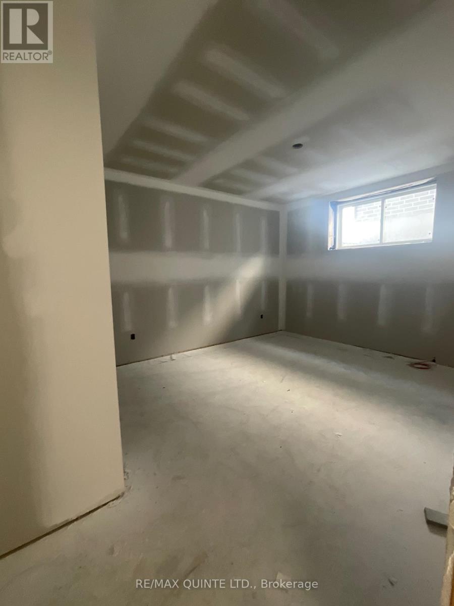 87 Hastings Park Drive, Belleville, Ontario  K8P 0J1 - Photo 23 - X12356617