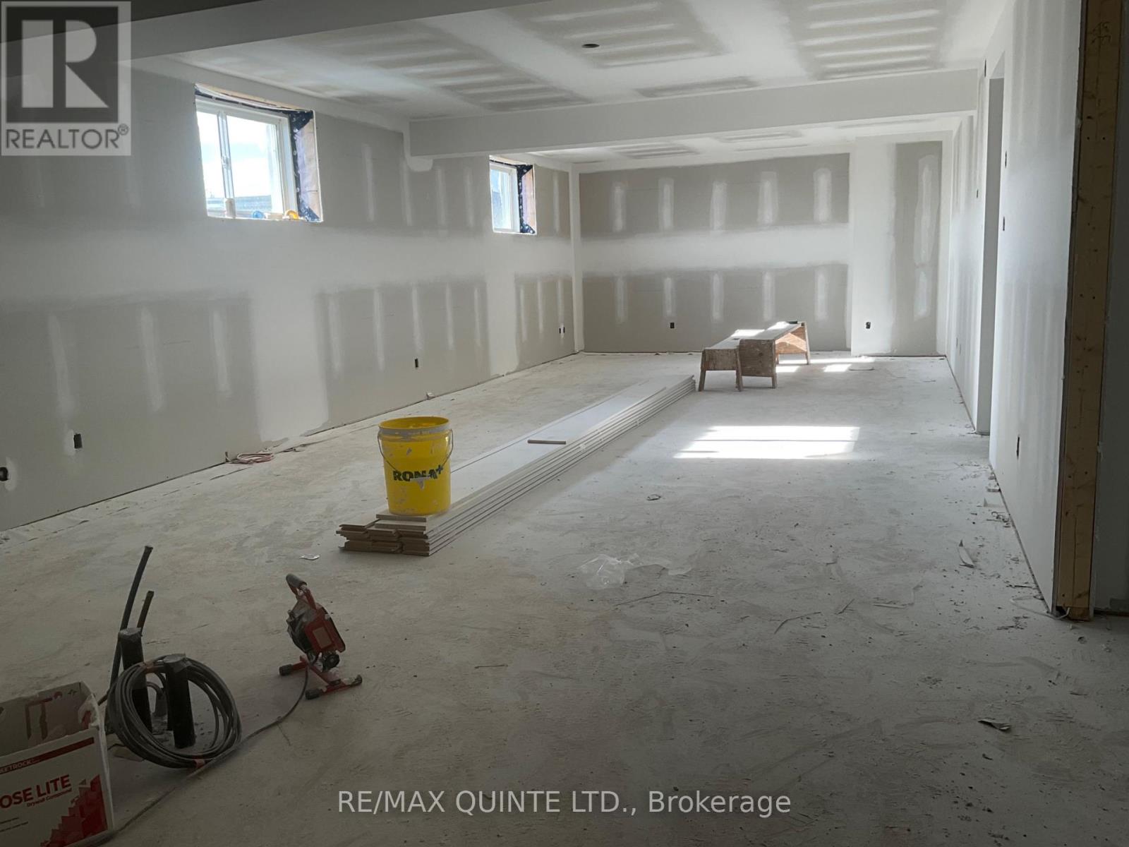 87 Hastings Park Drive, Belleville, Ontario  K8P 0J1 - Photo 18 - X12356617