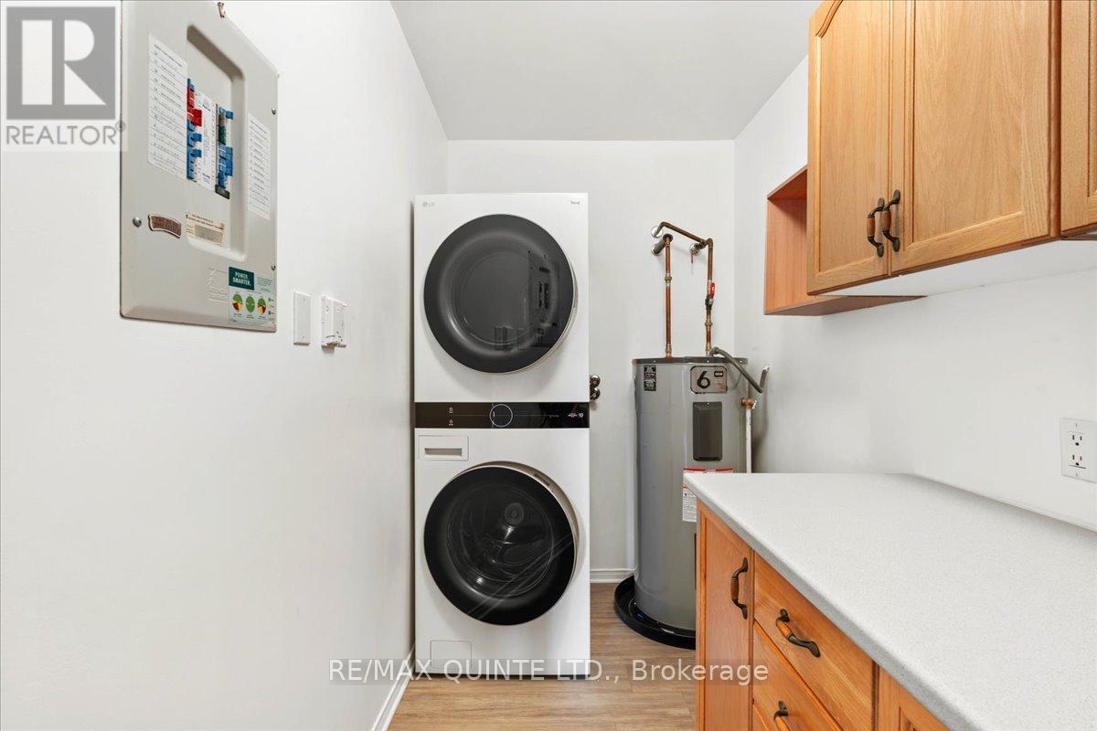 321 - 8 Talbot Street, Prince Edward County, Ontario K0K 2T0 - Photo 30 - X12473983