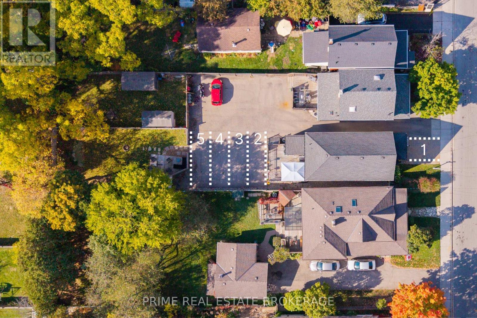 11 Briscoe Street E, London South, Ontario  N6C 1W8 - Photo 3 - X12473847