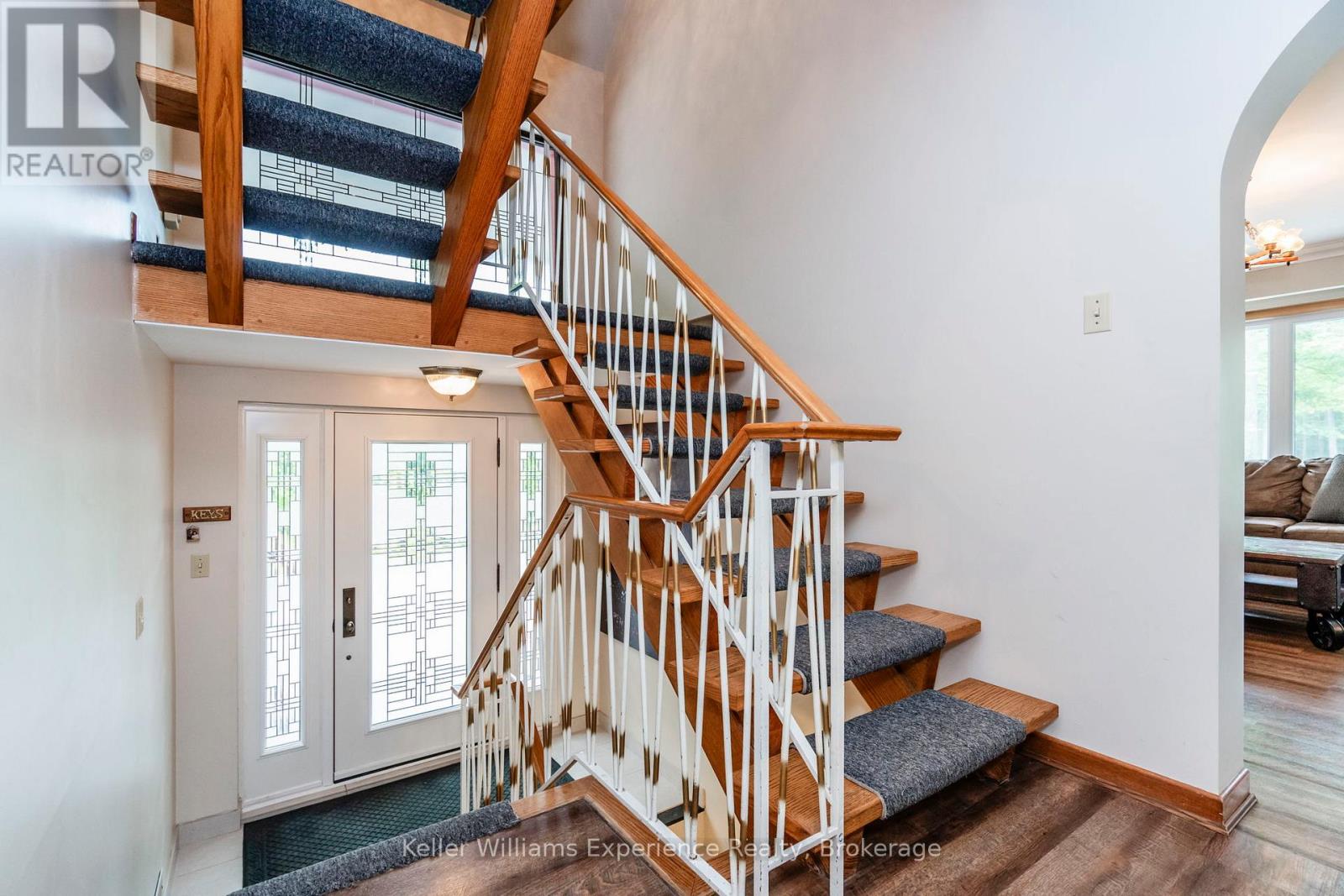 9 Bourgeois Court, Tiny, Ontario  L9M 0H3 - Photo 4 - S12474245