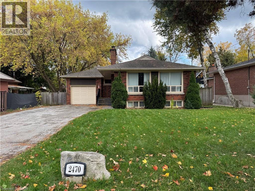 2470 REBECCA Street, Oakville, Ontario