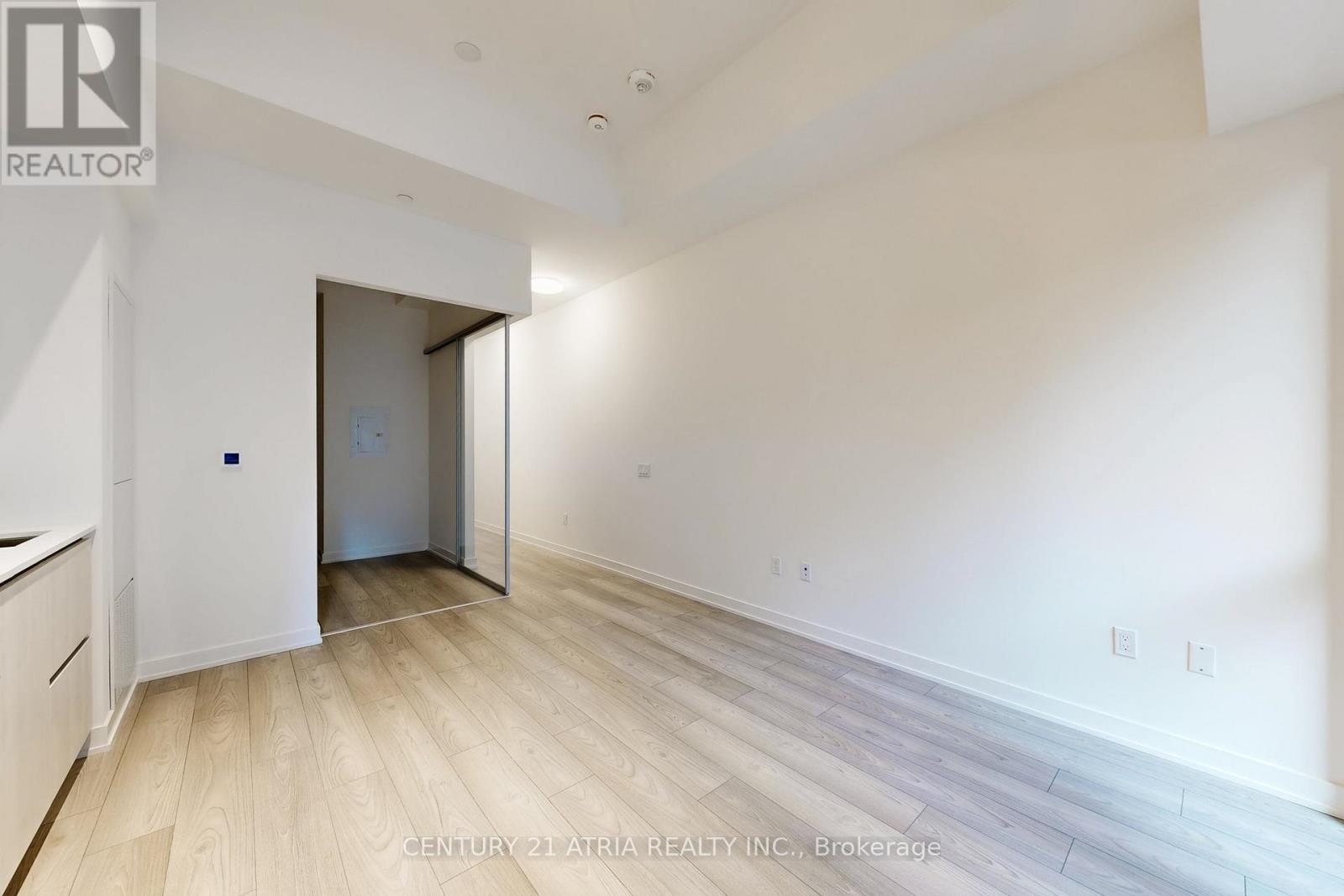 411 - 110 Broadway Avenue, Toronto, Ontario  M4P 1V7 - Photo 7 - C12473512
