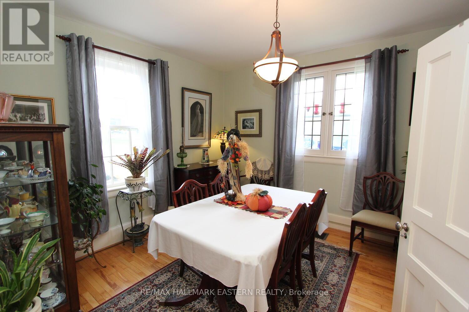 81 Second Street, Trent Hills, Ontario K0L 1L0 - Photo 11 - X12474265