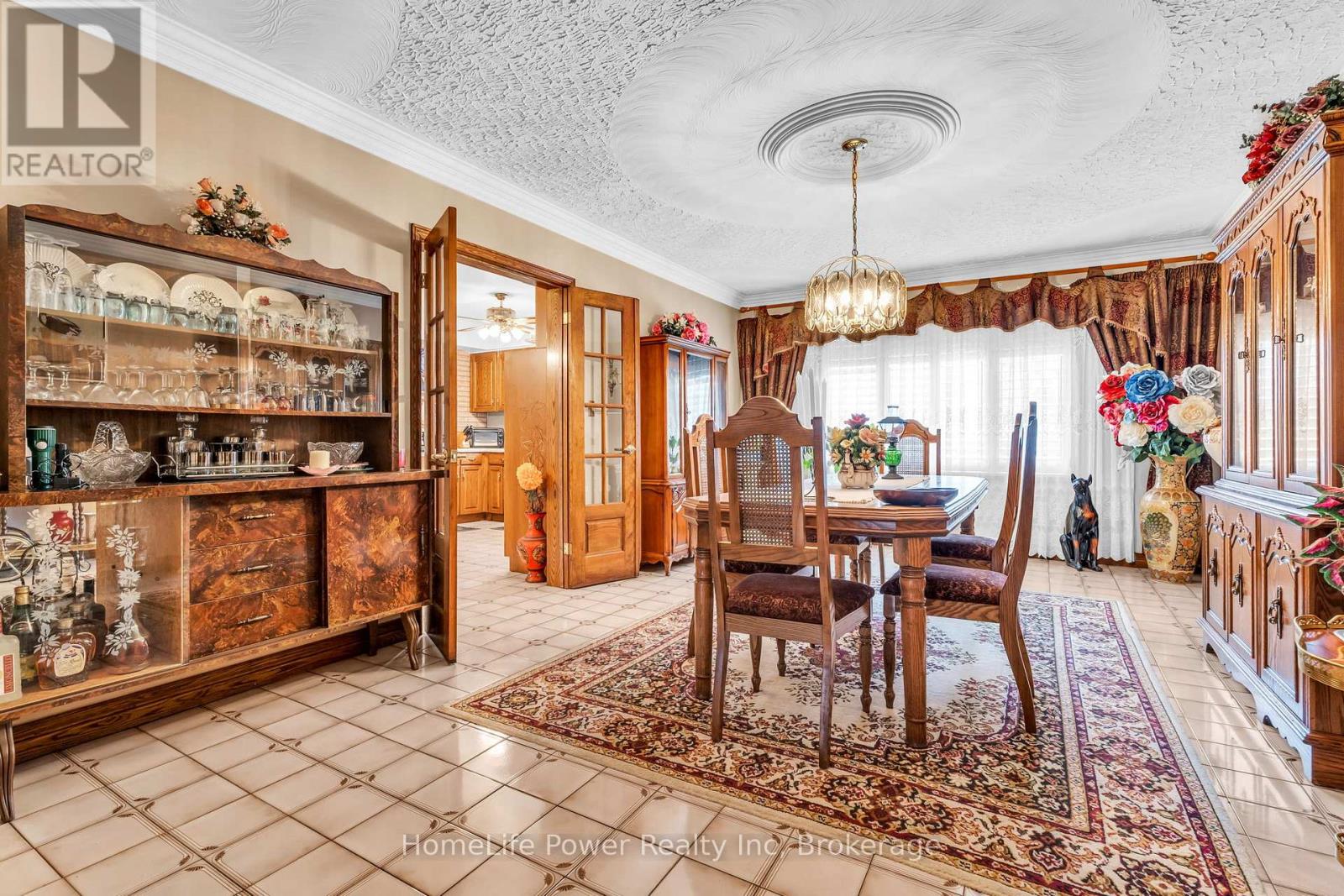 6 Leckie Avenue, Hamilton, Ontario  L8J 2S7 - Photo 11 - X12474183