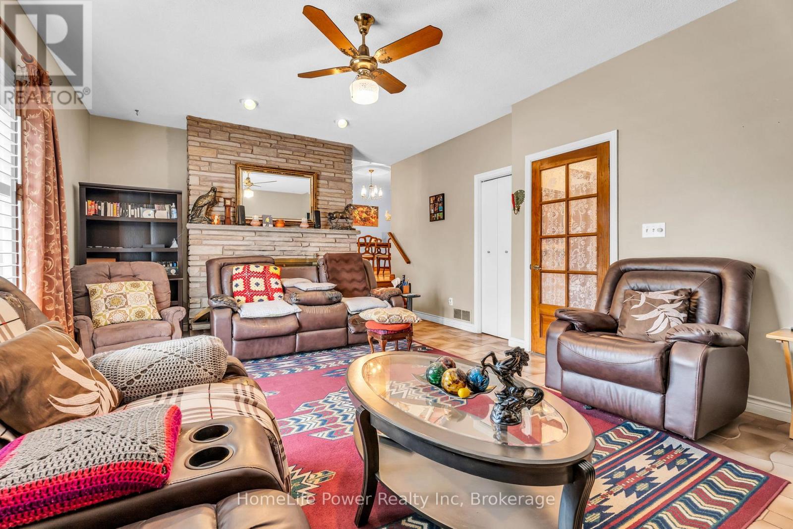 6 Leckie Avenue, Hamilton, Ontario  L8J 2S7 - Photo 23 - X12474183