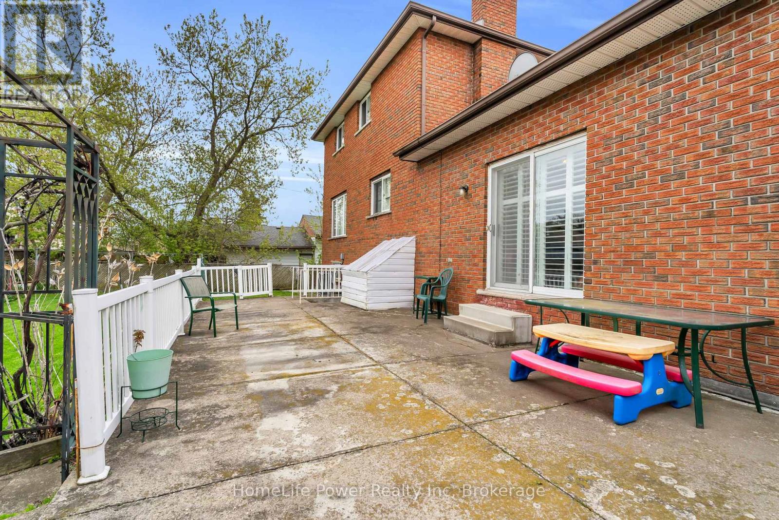 6 Leckie Avenue, Hamilton, Ontario  L8J 2S7 - Photo 38 - X12474183