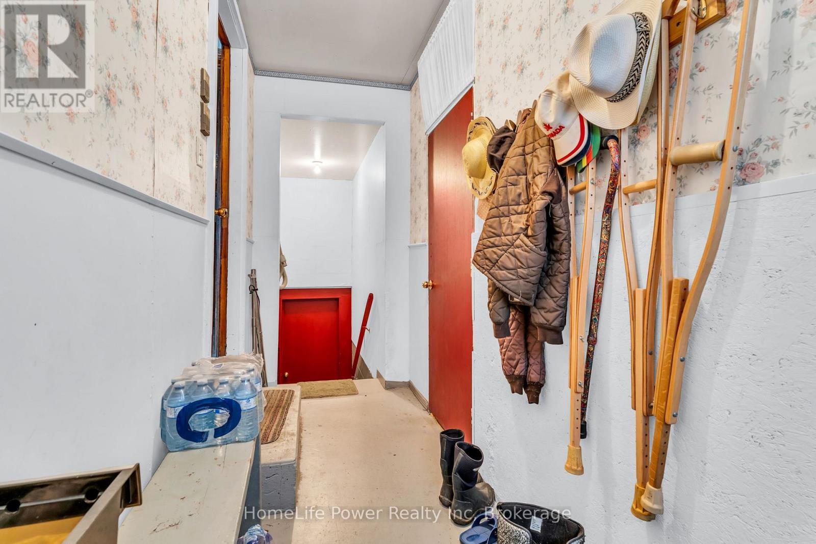 6 Leckie Avenue, Hamilton, Ontario  L8J 2S7 - Photo 47 - X12474183