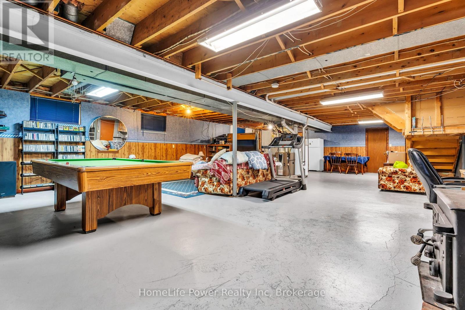 6 Leckie Avenue, Hamilton, Ontario  L8J 2S7 - Photo 49 - X12474183